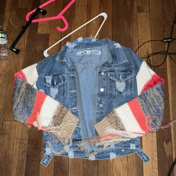 Wren & Glory Denim Jacket with Knit Sleeves & Matching Free People Top - Picture 7 of 8